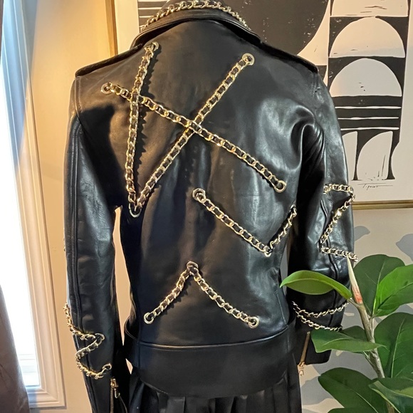 Moschino x H&M Limited Edition Leather with Gold chain link Jacket - Picture 10 of 10
